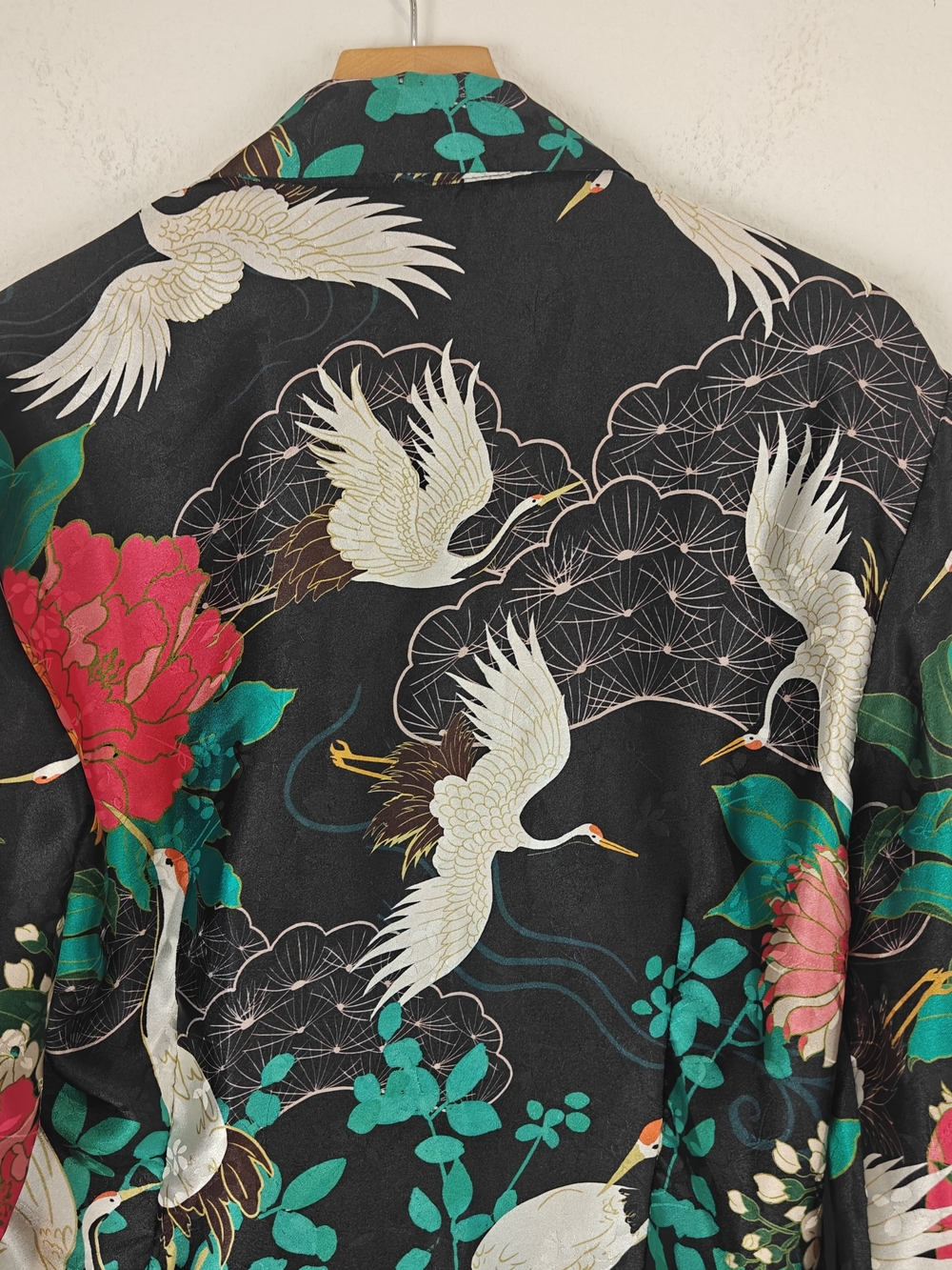 Zara Oriental Crane Satin Blouse Floral Bird Print Black Pink Green Size M - Picture 15 of 16